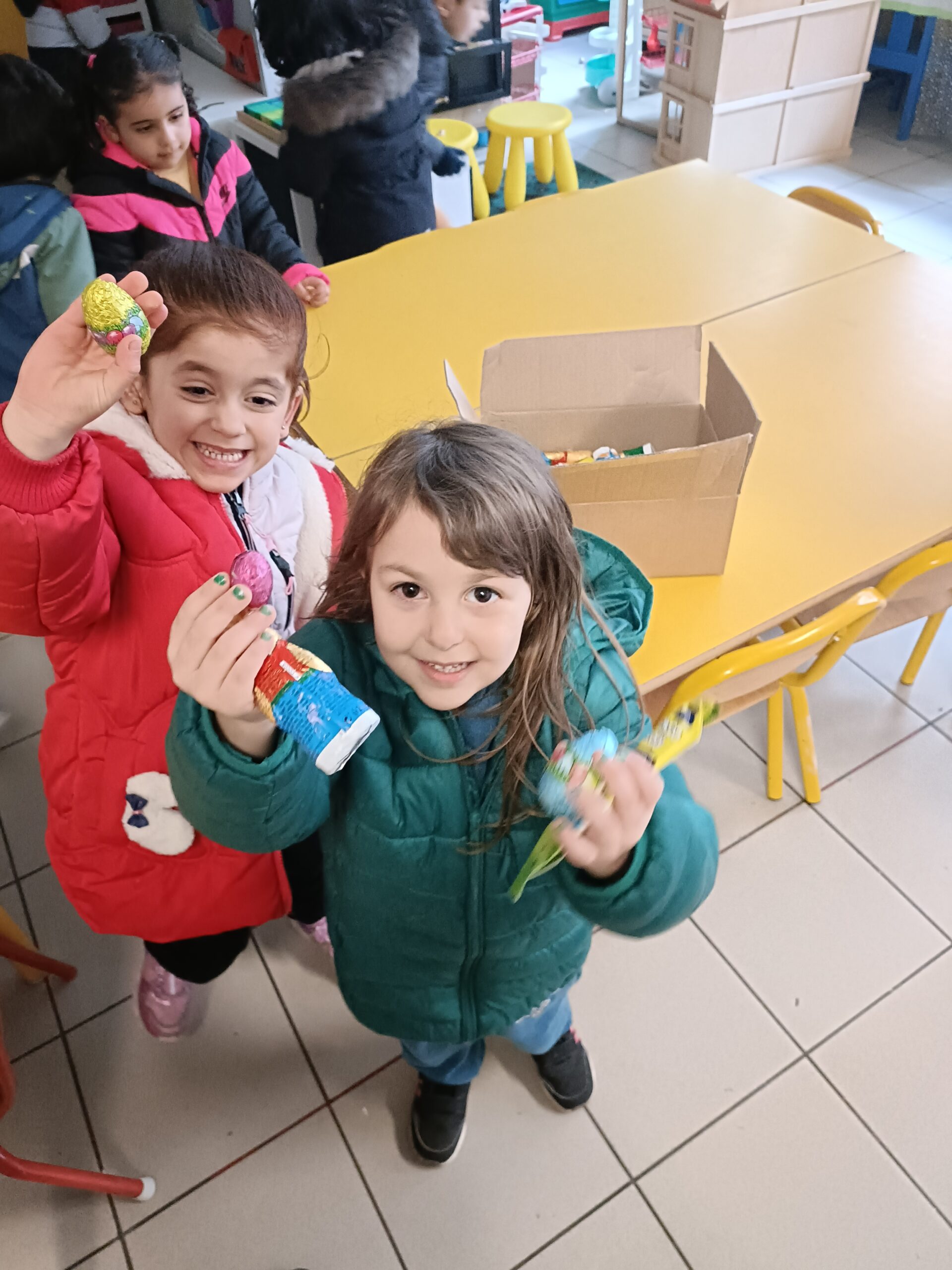 Lire la suite à propos de l’article 🔔🍬🍫Les cloches sont passées 🔔🤗☀️