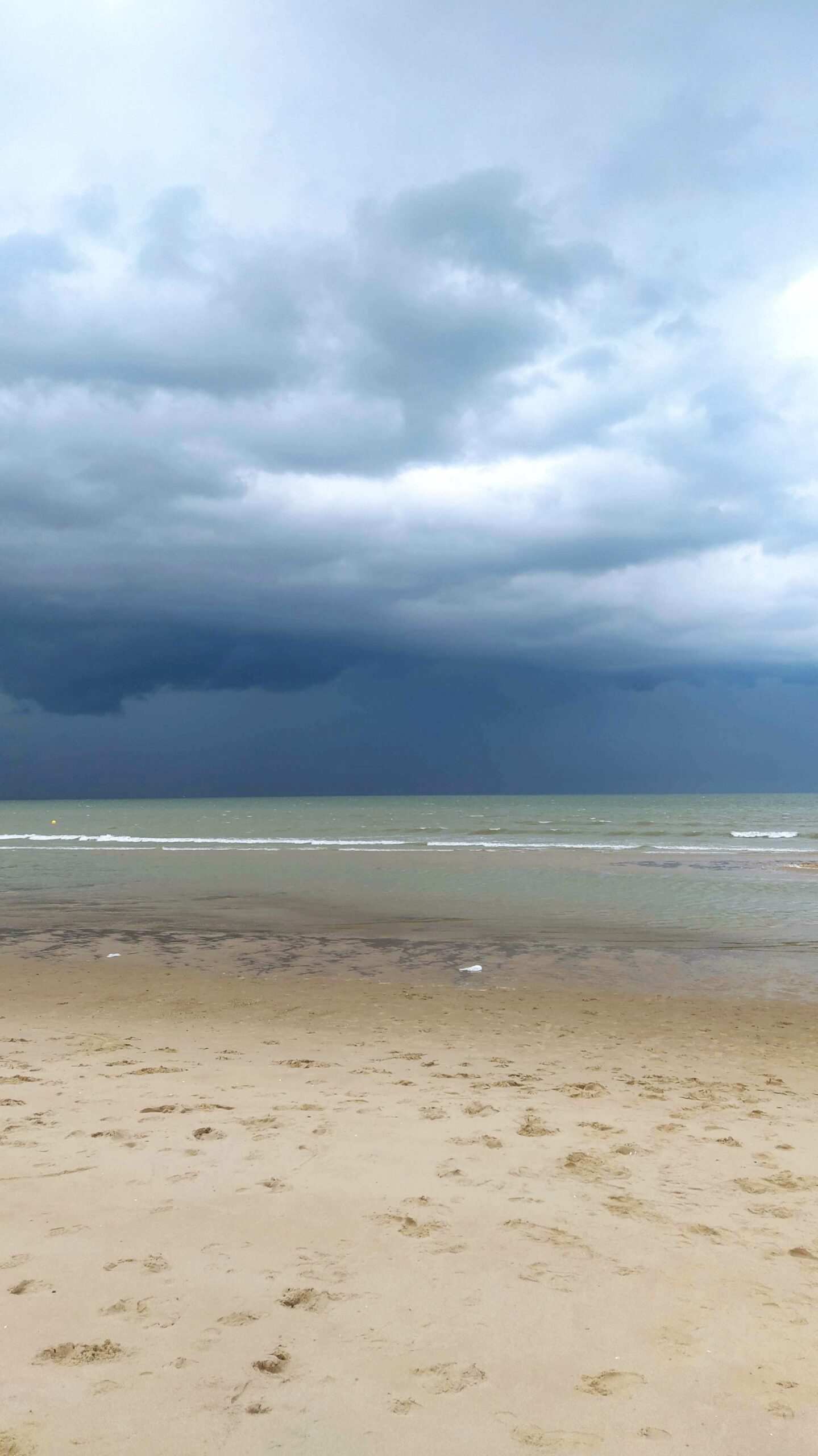 You are currently viewing Aan zee 🌊 Ostende